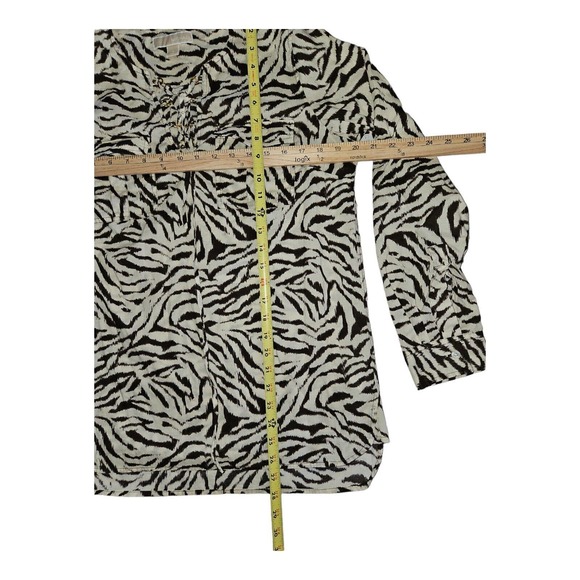 Michael Kors Blouse Medium Women's Long Sleeve Zebra Print Casual Preppy - Picture 3 of 8